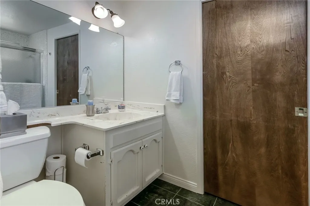 14531 Viewcrest Drive, Riverside, California 92504 home-pic-26